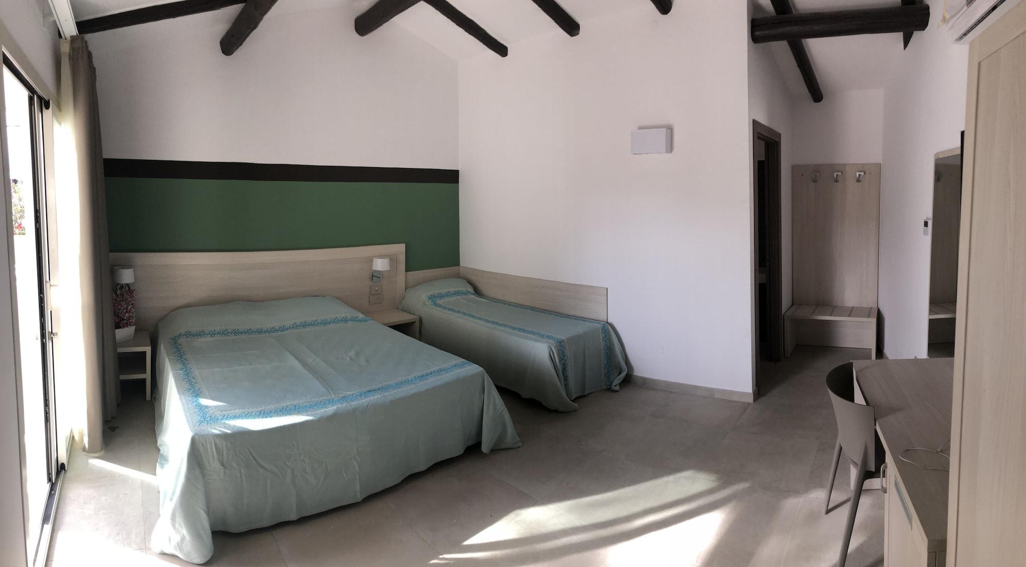 Hotel Club Esse Cala Bitta Baja Sardinia Zewnętrze zdjęcie