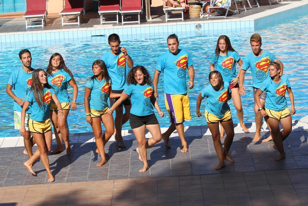 Hotel Club Esse Cala Bitta Baja Sardinia Zewnętrze zdjęcie