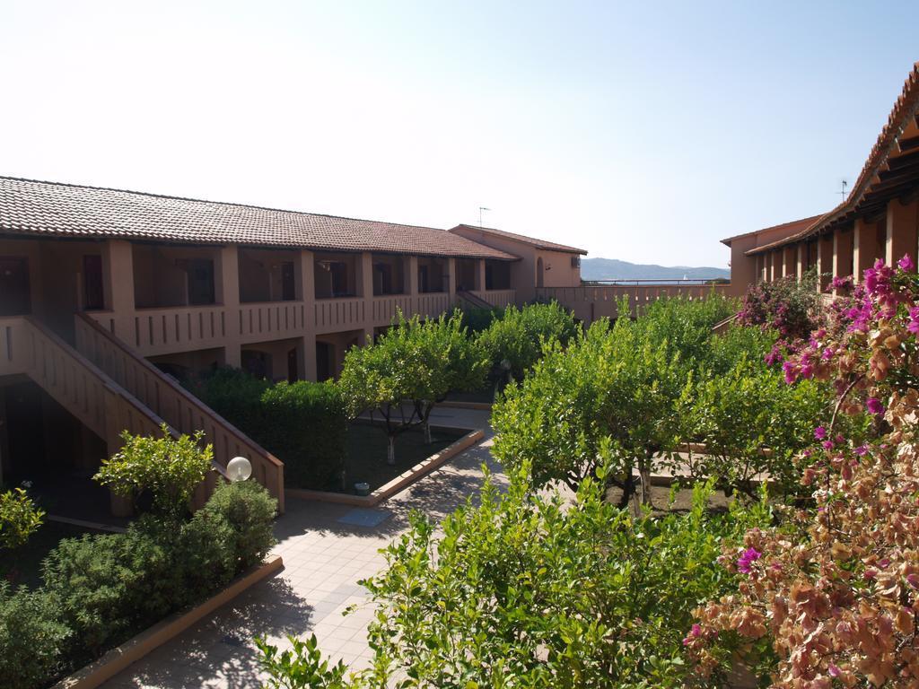 Hotel Club Esse Cala Bitta Baja Sardinia Zewnętrze zdjęcie