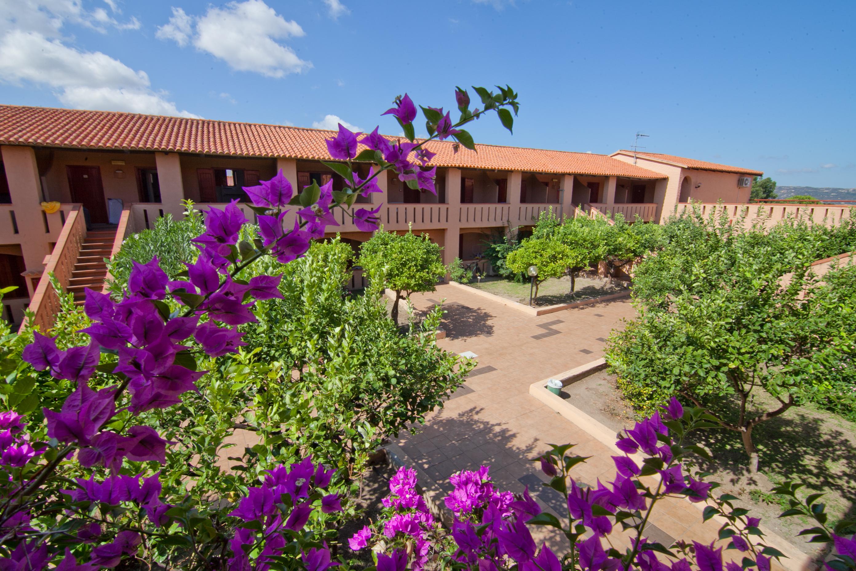 Hotel Club Esse Cala Bitta Baja Sardinia Zewnętrze zdjęcie