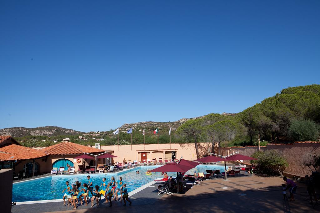Hotel Club Esse Cala Bitta Baja Sardinia Zewnętrze zdjęcie