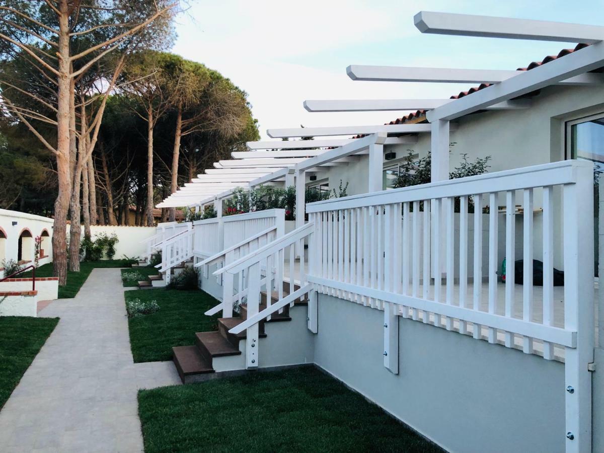 Hotel Club Esse Cala Bitta Baja Sardinia Zewnętrze zdjęcie