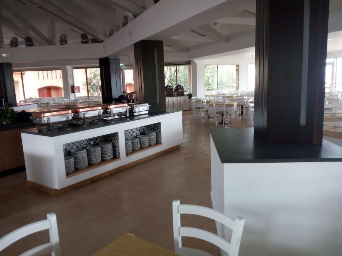 Hotel Club Esse Cala Bitta Baja Sardinia Zewnętrze zdjęcie